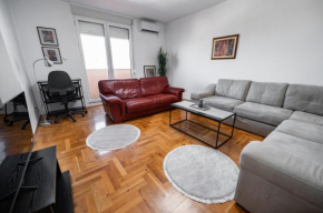 Sky Center Apartment